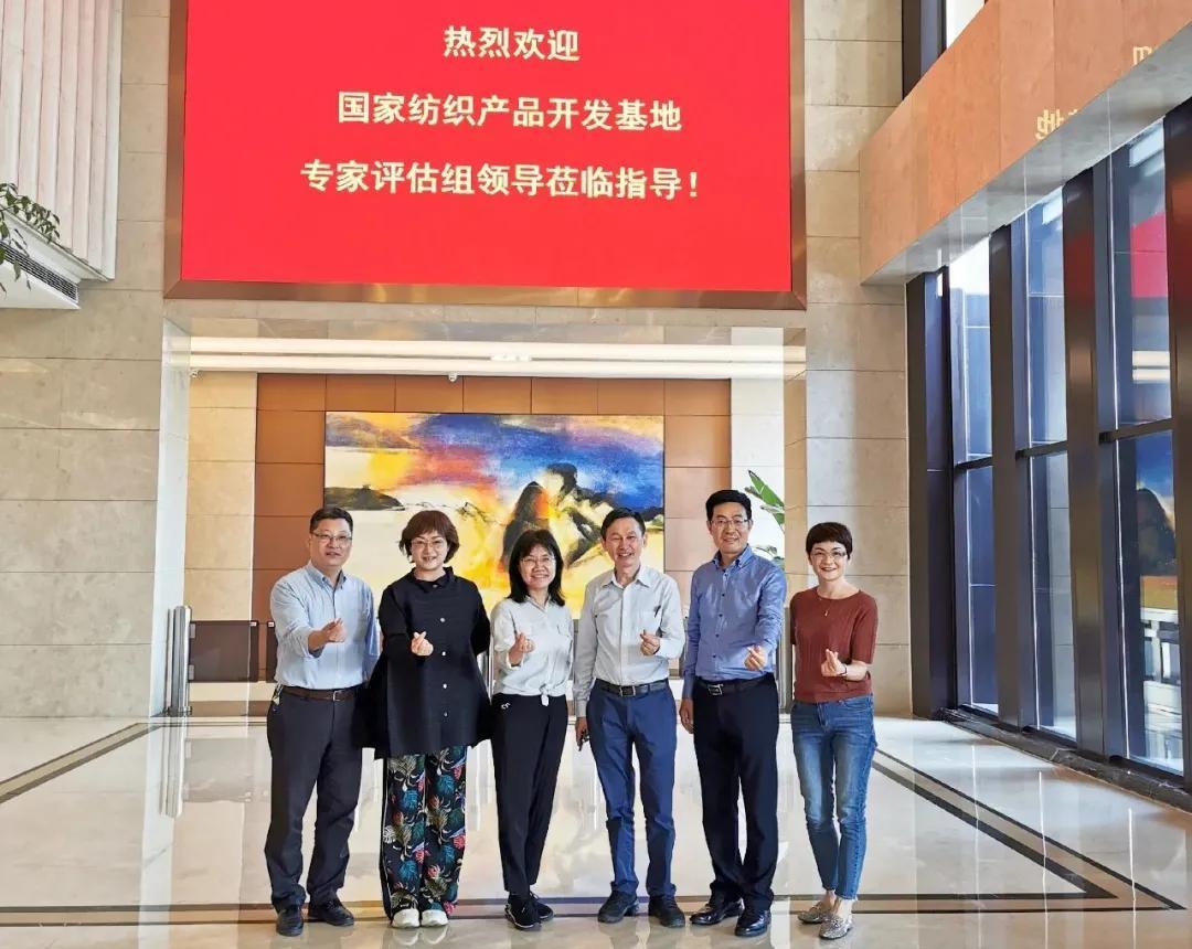 新澳精准资料免费提供生肖版,实地策略解析现象_合集款9.829