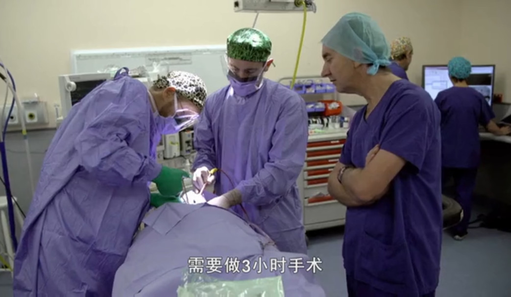 逆境中的励志故事，手术室外的挑战与希望之火燃起时