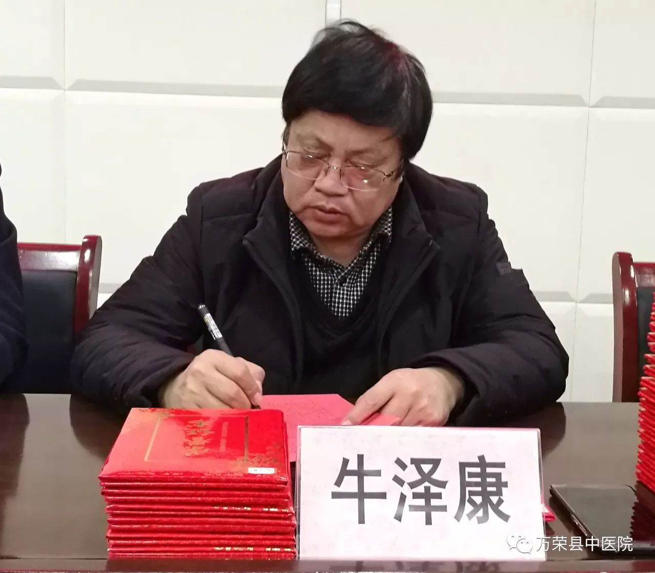 许昕周恺胜曾蓓勋陈俊菘，征途共赴自然美景的奇妙之旅