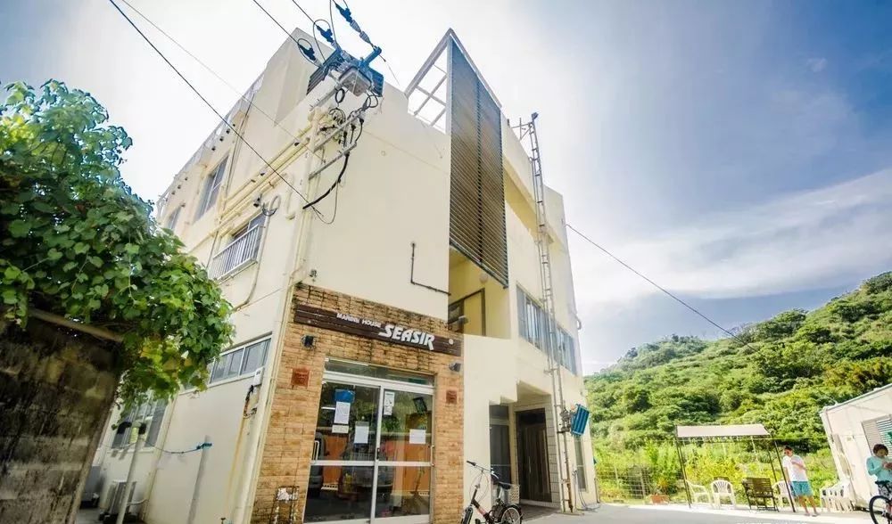 尼日利亚最新动态，小巷风情小店揭秘