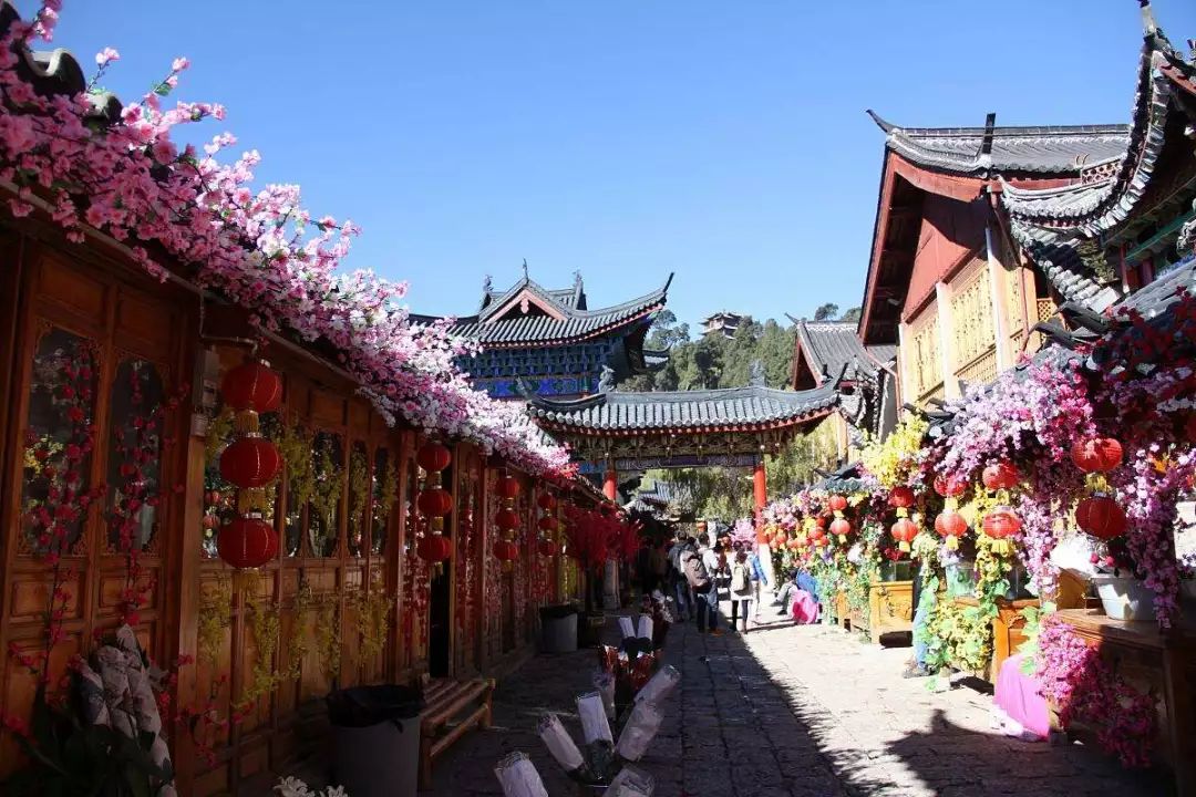 印度最新动态，古城奇遇与家的温馨之旅