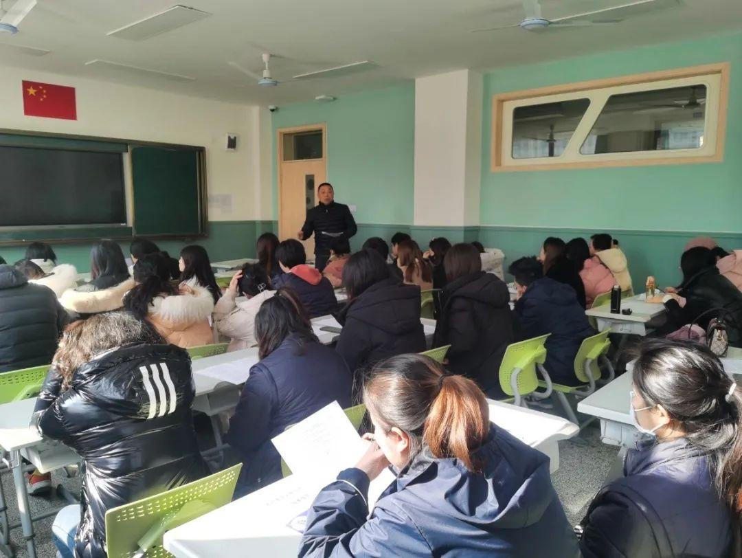 最新地震动态及应对防护指南，详细步骤教你如何防护与应对