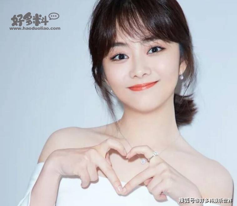 谭松韵最新资源曝光，影视歌坛新星璀璨闪耀