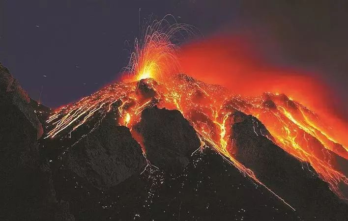 揭秘火山活动最新动态与奥秘探索