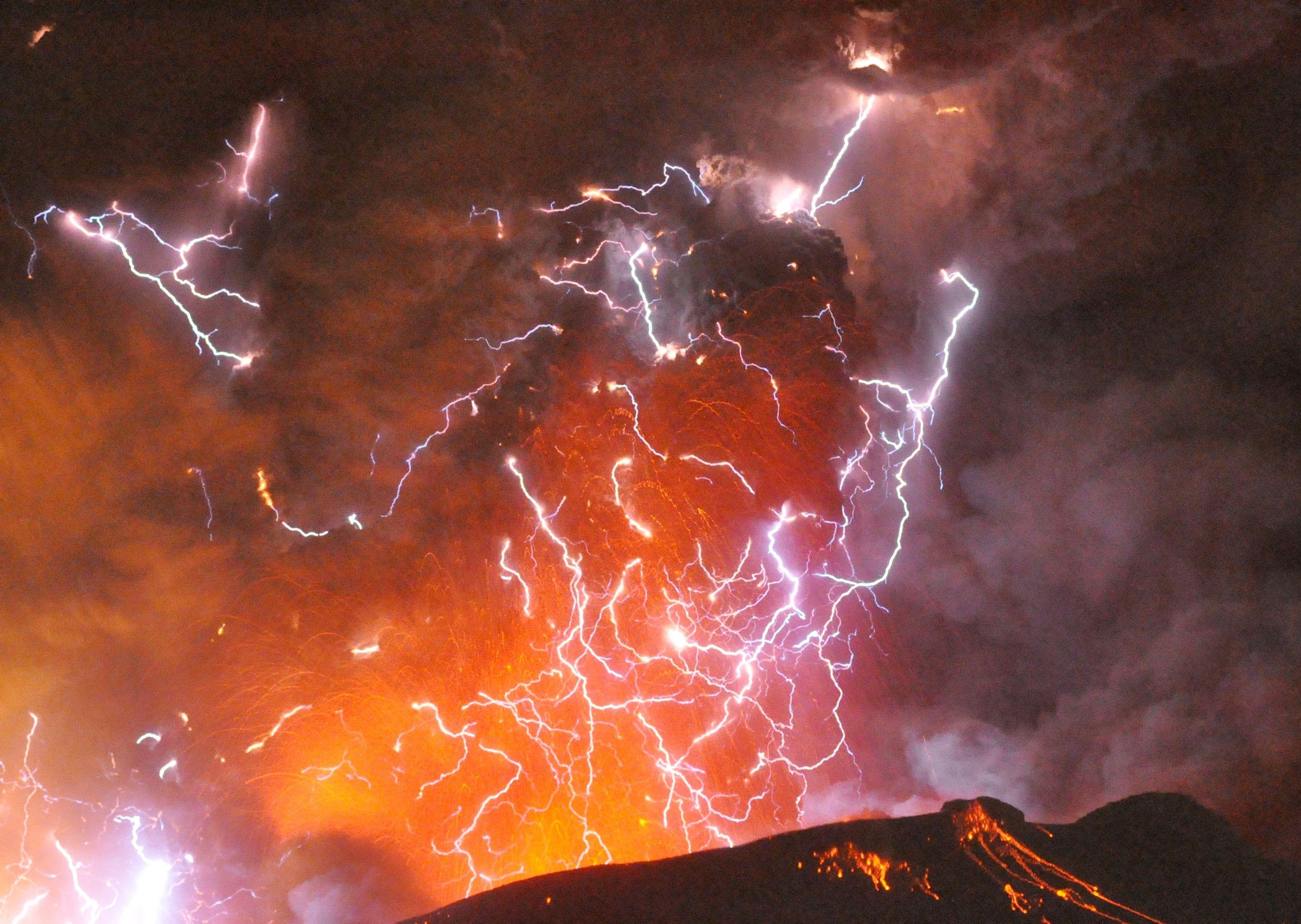高科技火山监测神器揭示最新火山动态，引领时代观测风潮