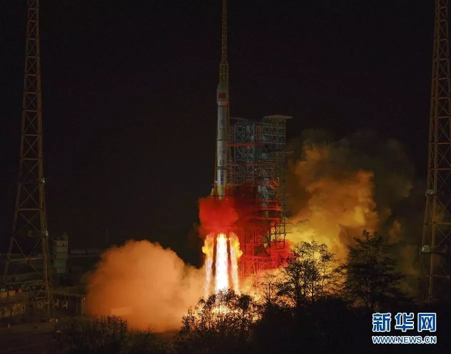 最新发射卫星，探索宇宙的崭新里程碑