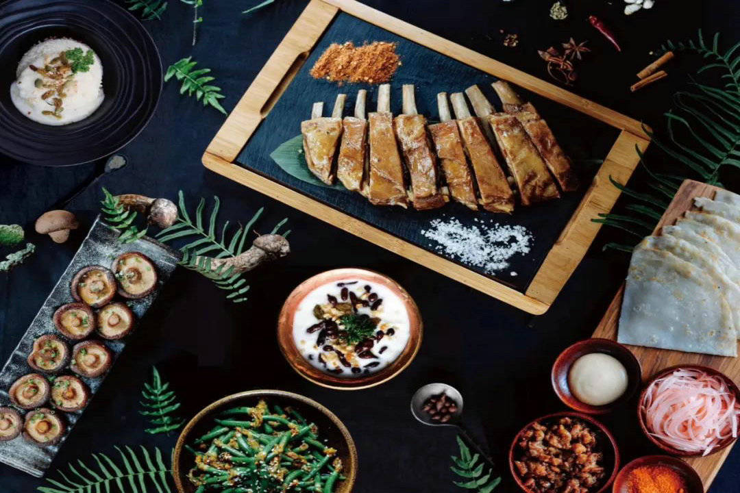 公司最新动态揭秘，小巷中的特色小店独特魅力探索