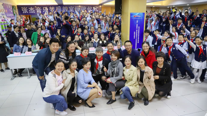 张杰最新动态，音乐巨星的新进展与未来展望