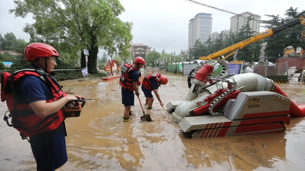 全国暴雨洪灾最新情况及应对策略，灾难前线直击与应对措施