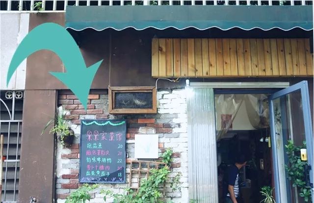 探索隐藏小巷，最新趣卡点特色小店的惊喜发现