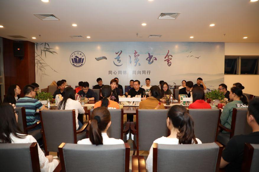 最新创文明城区，塑造现代都市文明之光，共创美好未来