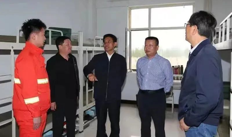 女生霸凌现象，应对与预防的详细步骤指南最新更新