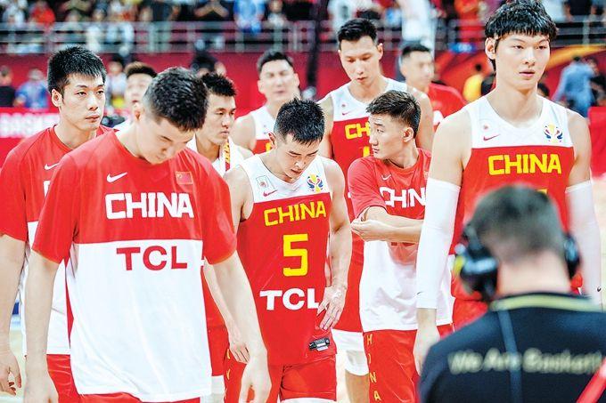 FIBA最新排名下的篮球魅力与小街巷风采探索之旅