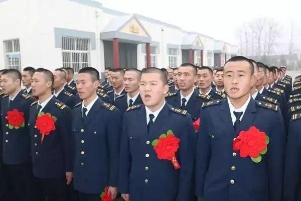 直招士官最新政策揭秘，自然美景探索之旅邀请函